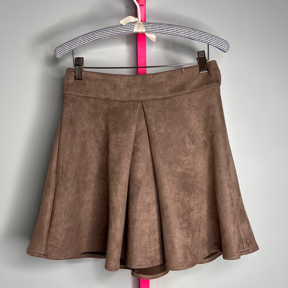 Seek The Label Taupe Faux Suede Pleated Mini Skirt size small